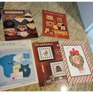 Lot of 5 Cross Stitch Pattern Booklet. USA Map Checkers Basket Bread Cover Angel